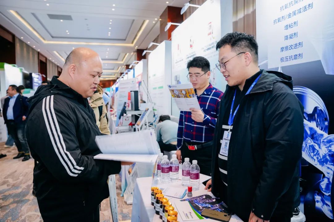 4688美高梅集团润滑油添加剂闪灼2025中国国际润滑工业盛会：深耕润滑油添加剂领域，，，，，，彰显科技立异实力-新闻资讯-4688美高梅集团润滑油